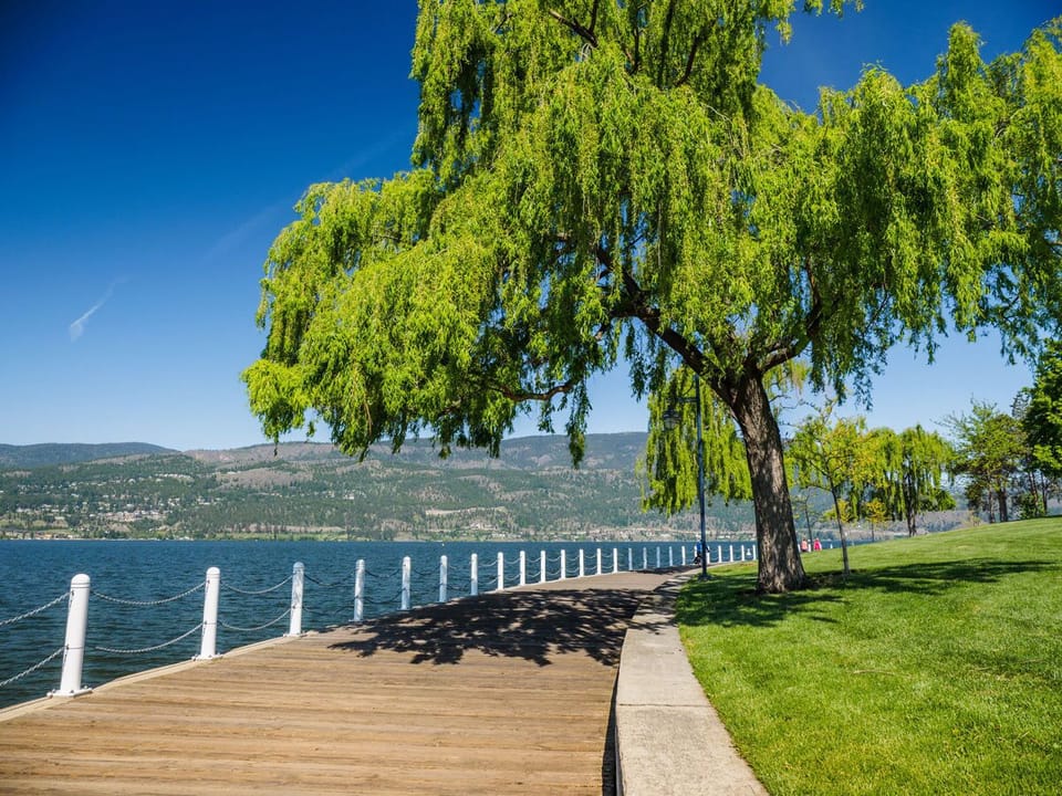 kelowna waterfront park