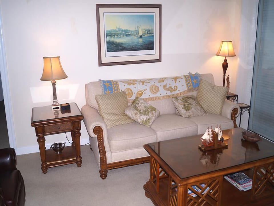 Condo, 3 Bedrooms | Living room | TV