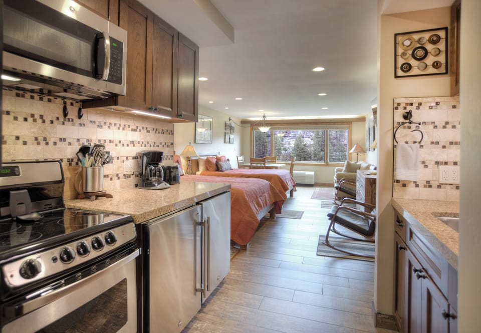 Kitchen area
