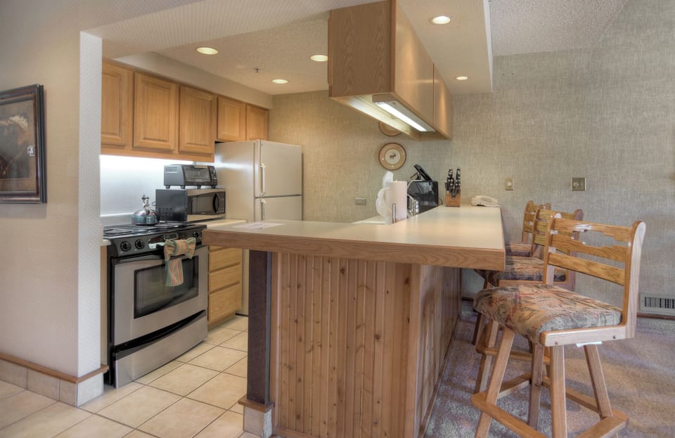 Full Kitchen with Bar Seating
