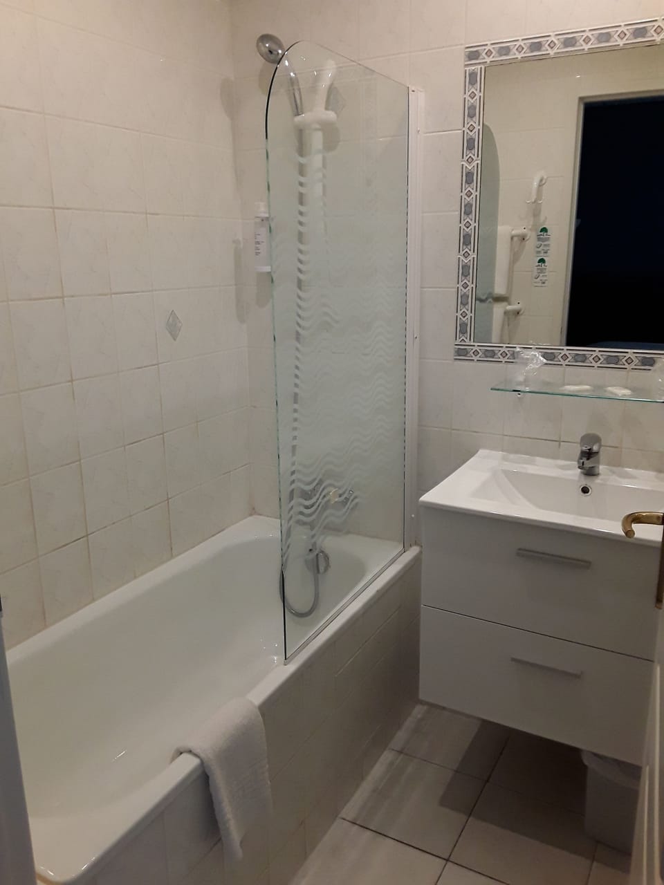 Hair dryer, towels