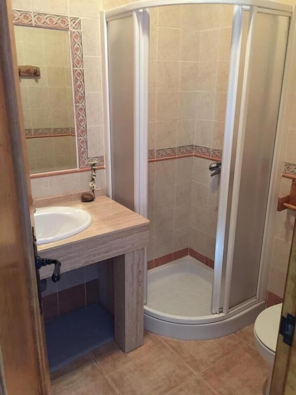 Bathroom shower