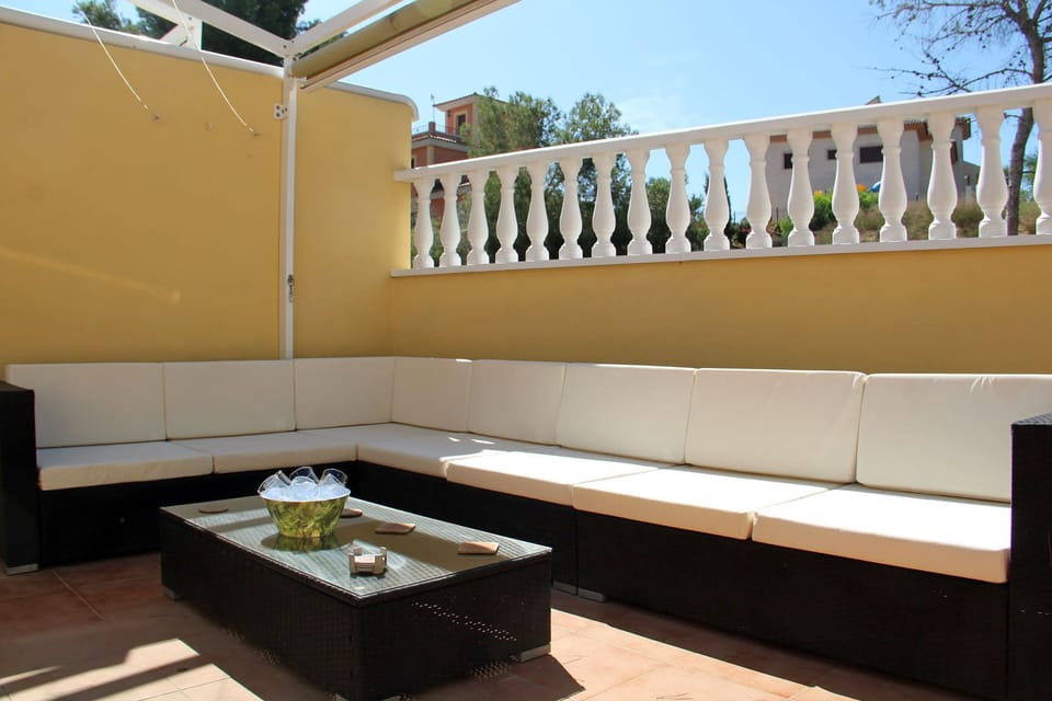 Massive sofa to relax