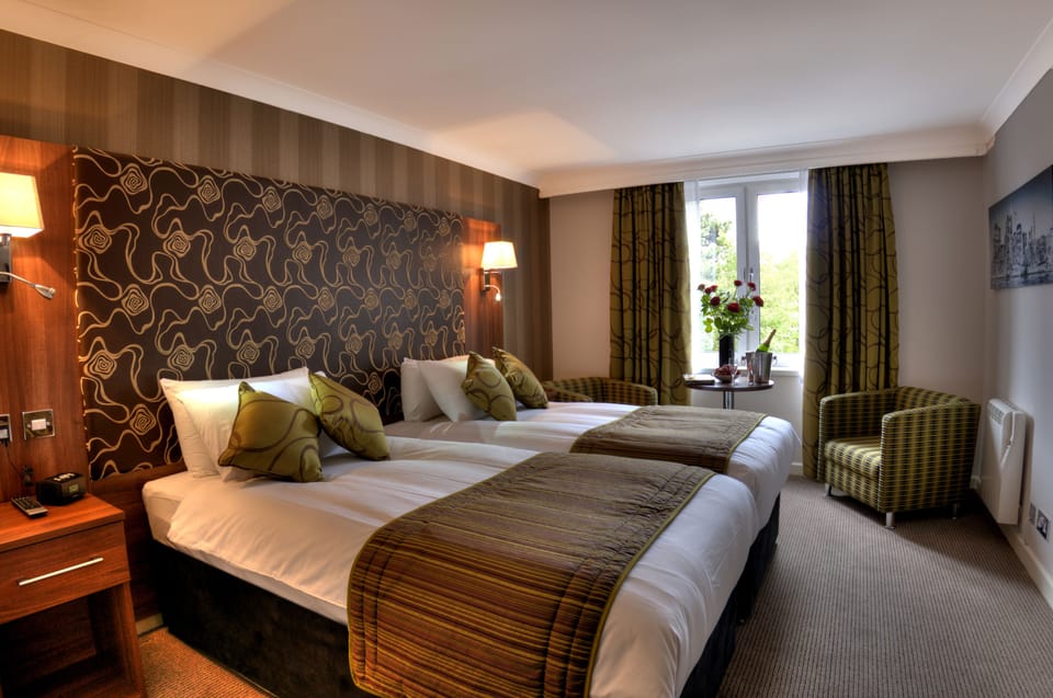 Standard Twin Room, 2 Twin Beds | In-room safe, desk, blackout drapes, soundproofing
