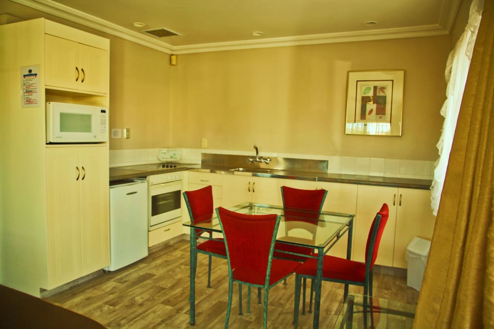 Studio Spa | Iron/ironing board, free WiFi, bed sheets
