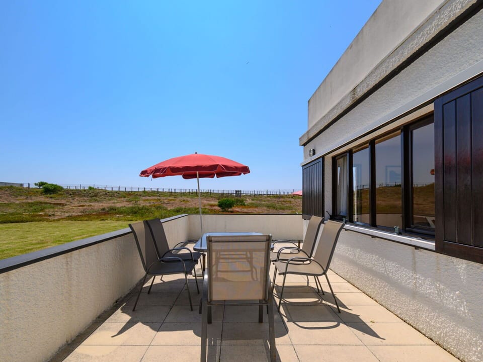 Sky, Property, Furniture, Building, Plant, Chair, Shade, Wood, Umbrella, Outdoor Furniture