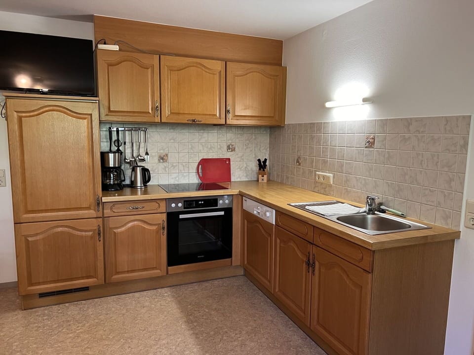 Brown, Cabinetry, Countertop, Kitchen Sink, Sink, Tap, Kitchen Appliance, Kitchen, Kitchen Stove, Home Appliance