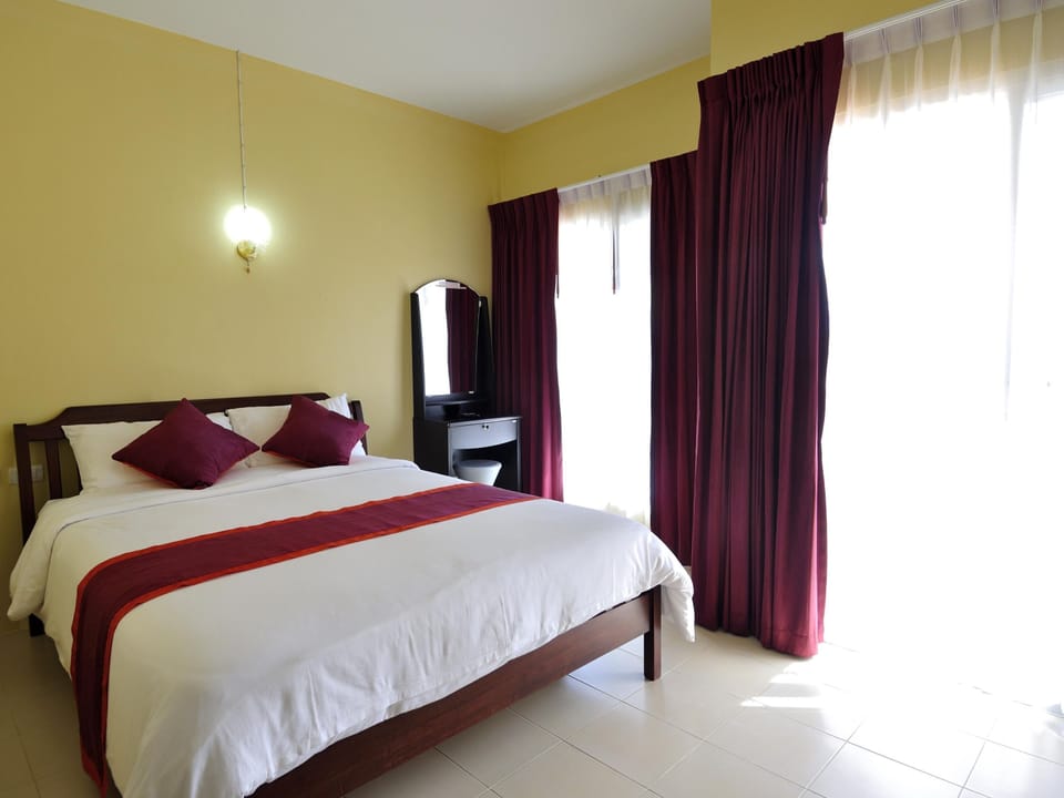 Superior Double Room | Free WiFi, bed sheets