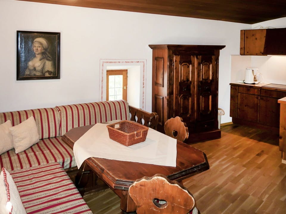 Brown, Property, Furniture, Building, Comfort, Table, Wood, Picture Frame, Cabinetry, Bed Frame