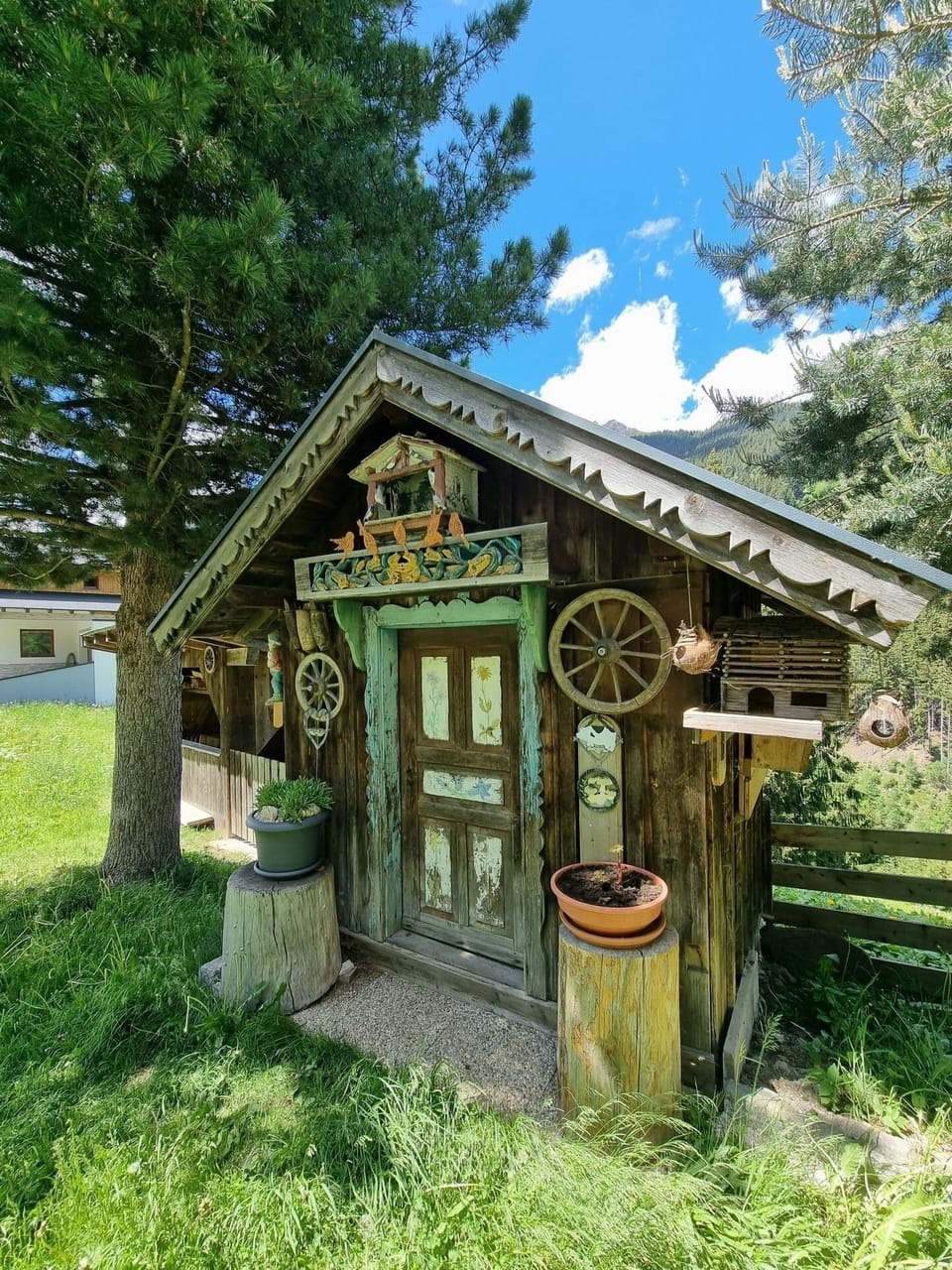 Plant, Green, Sky, Cloud, Building, Wheel, Tree, Wood, Landscape, Urban Design