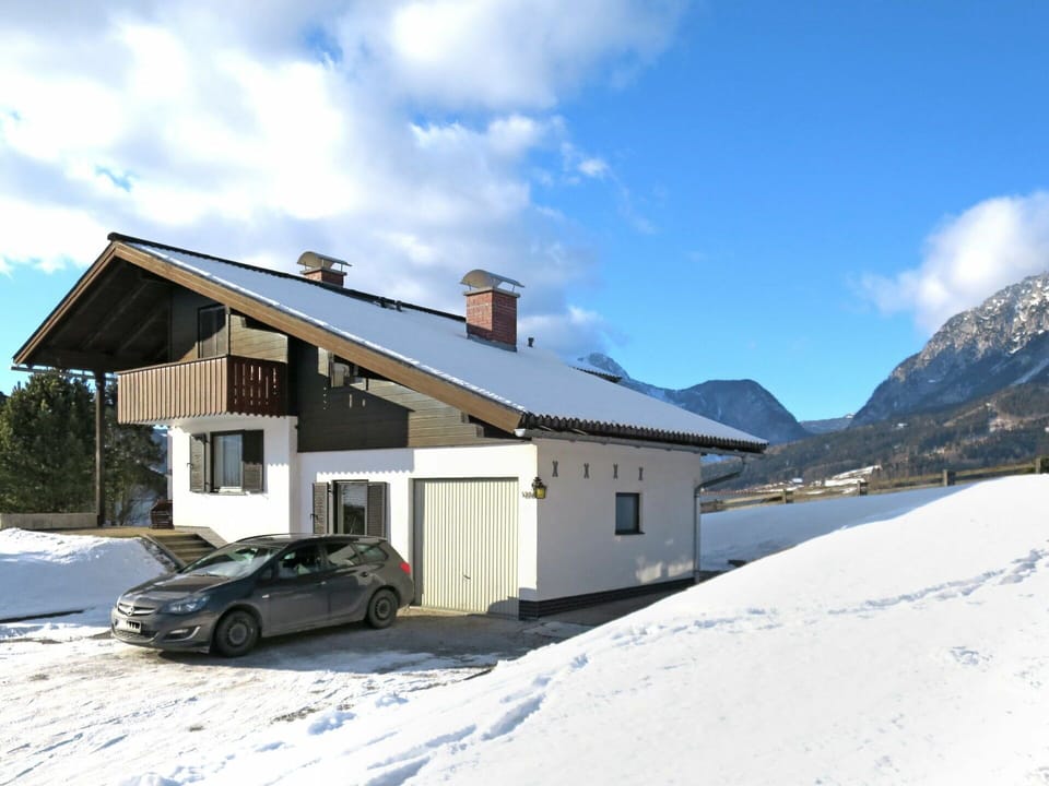 Cloud, Sky, Snow, Wheel, Window, Building, Car, Mountain, House, Slope