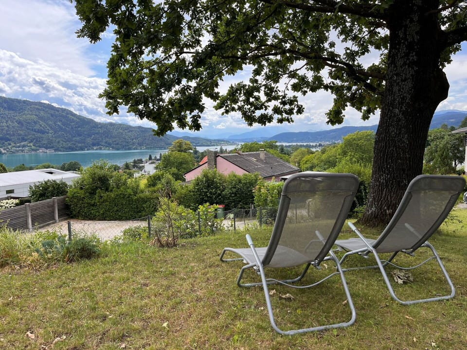 Plant, Sky, Furniture, Cloud, Table, Tree, Natural Landscape, Shade, Outdoor Furniture, Land Lot