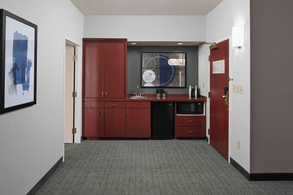 Suite, 1 Bedroom | Room amenity