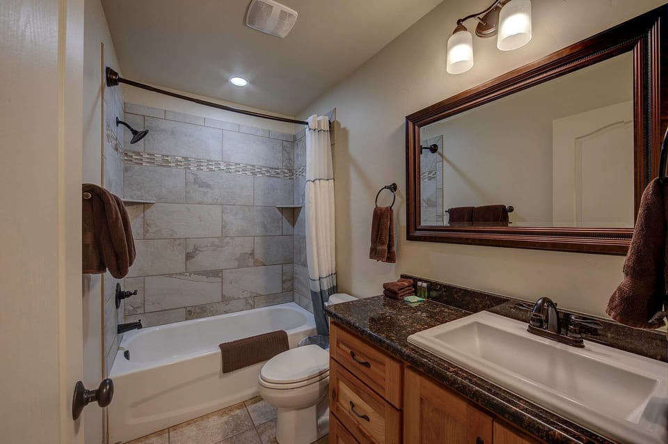 En-suite bathroom for bedroom #3.