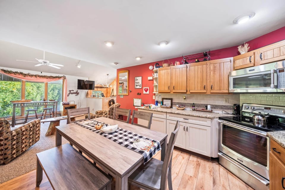 Old kelm kitchen 3