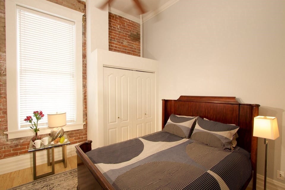 Second bedroom with queen-sized bed.