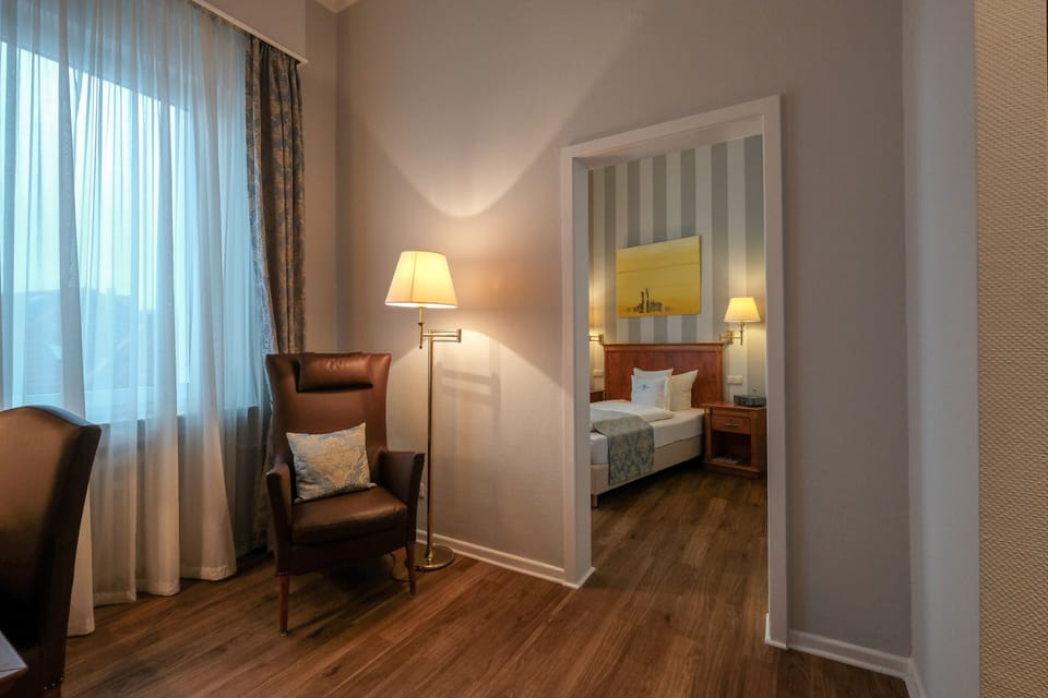 Basic Single Room | Hypo-allergenic bedding, minibar, in-room safe, individually decorated