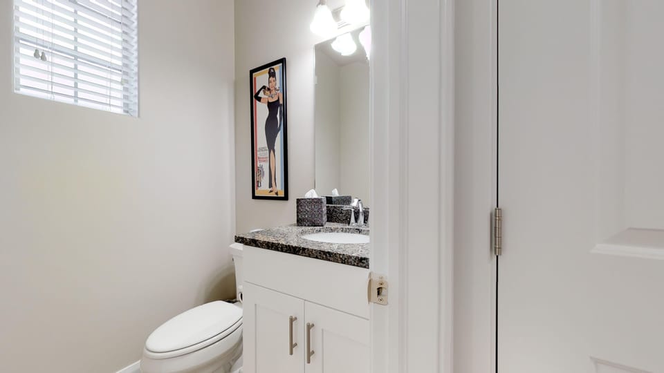 Breakfast At Tiffanys At The Casitas 3 Bedroom Apts by RedAwning Apartment in Washington