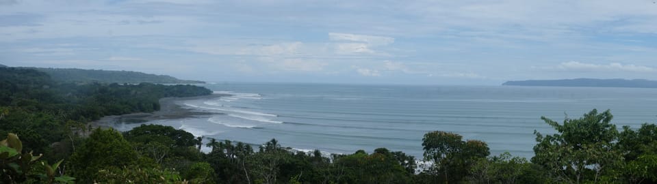 Puerto Pilon Beach breaks
