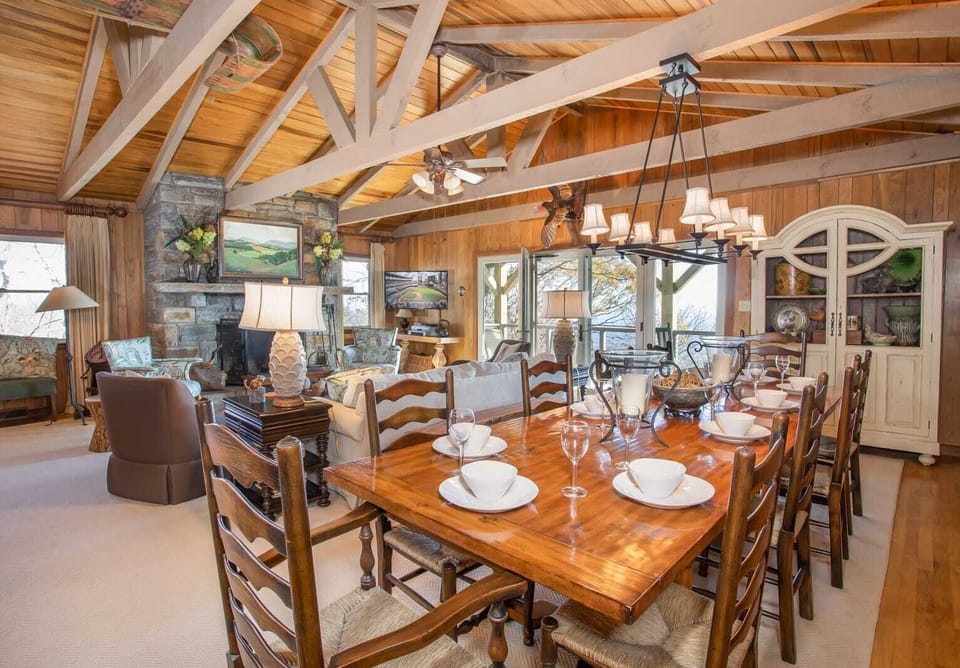 Dining Area open to Living and Views! Big Banquet-Style Dining Table seats 10, plus 4 at Kitchen Counter to Dine up to 14!