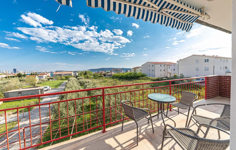 balcony-terrace