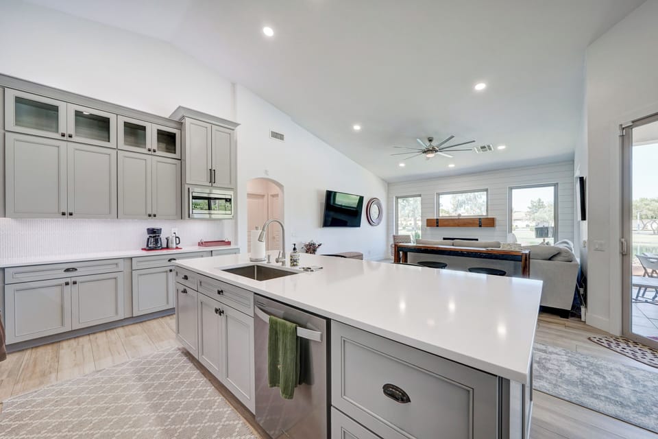 A true luxurious chef's kitchen 