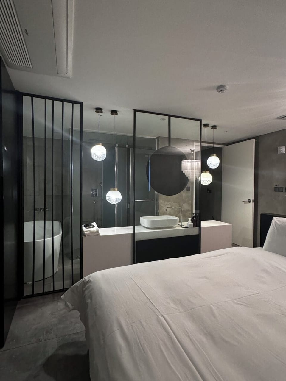 Premium Double Room | WiFi (free), bed sheets