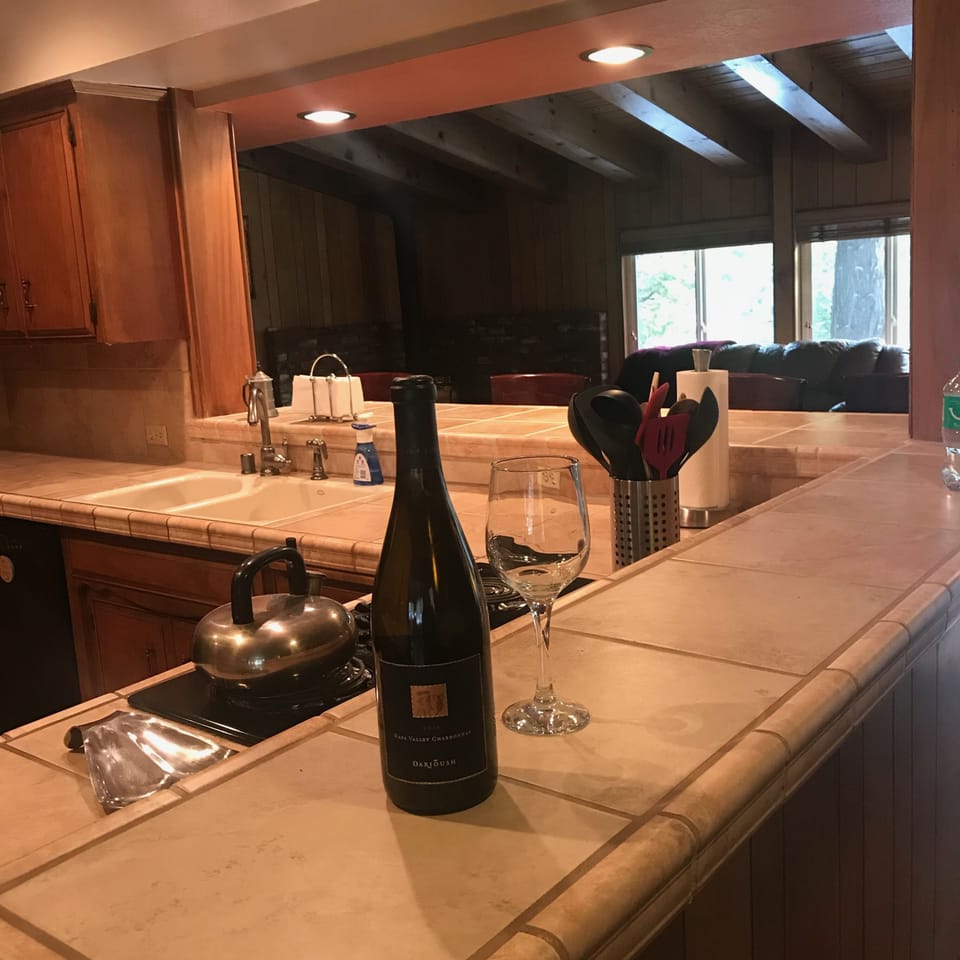 Kitchen counter