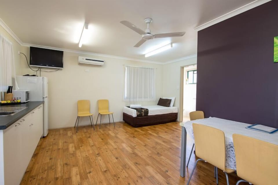 Superior Cabin | Living area | Table tennis