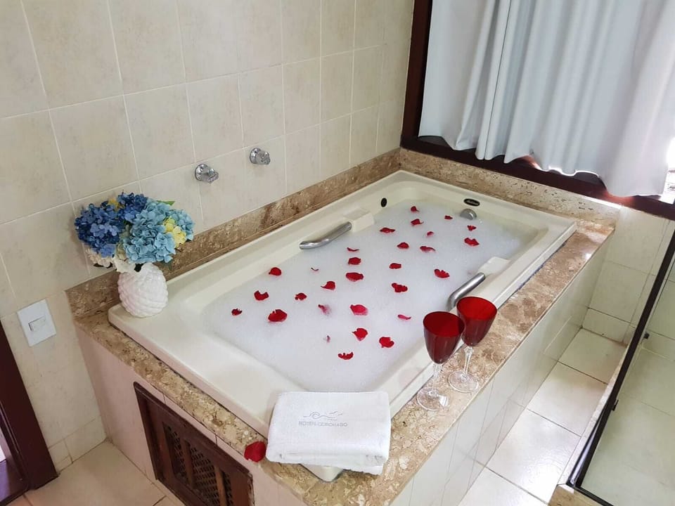 Master Double Room Sea View | In-room safe, blackout drapes, free WiFi, bed sheets