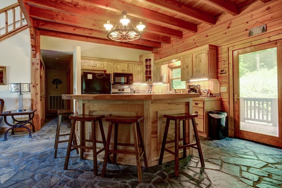 Kitchen bar seating for up to four