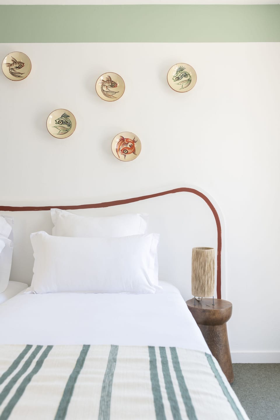 In-room safe, desk, soundproofing, free WiFi