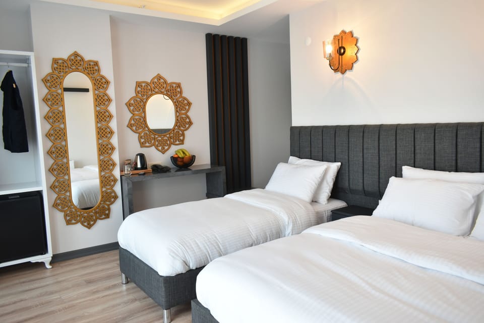 Family Room (Deluxe) | Egyptian cotton sheets, premium bedding, minibar, in-room safe