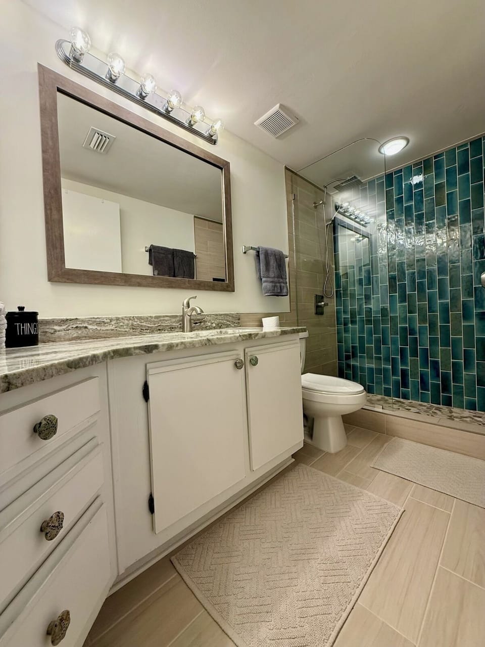 Master bath en suite