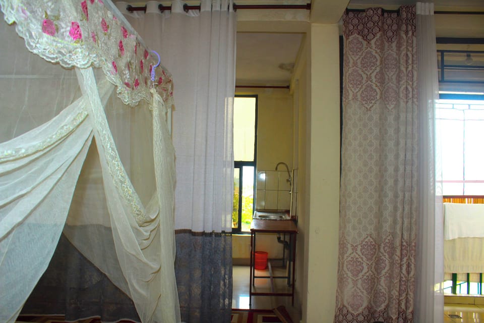 Deluxe Double Room | Living area