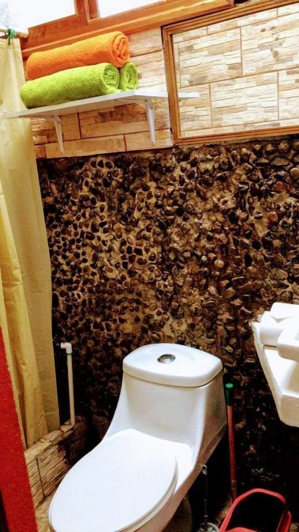 Standard Room, Mountain View, Garden Area | Bathroom | Shower, towels