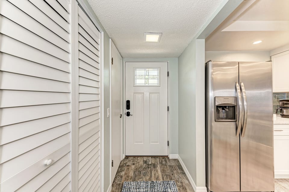 Hallway to front door