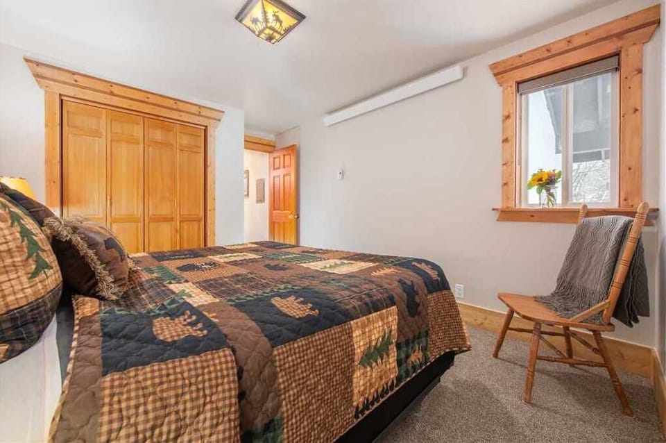 King Bedroom--now with white bedding