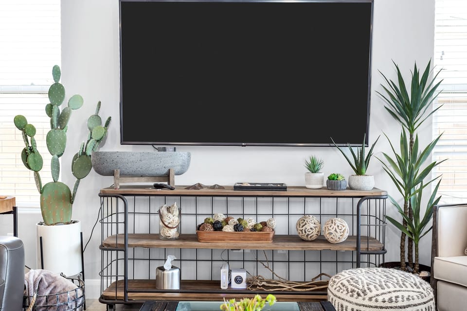 Main living room with 75" smart TV
