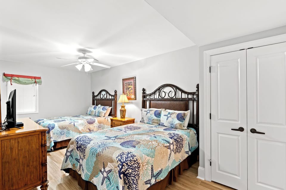 Guest Bedroom 