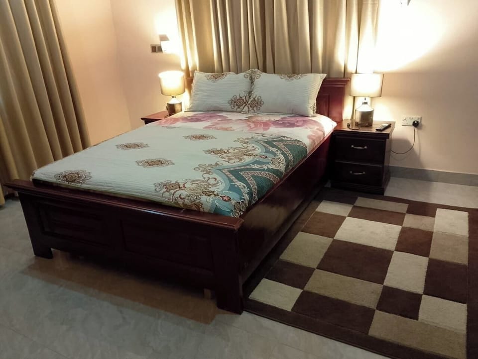 Main bedroom 