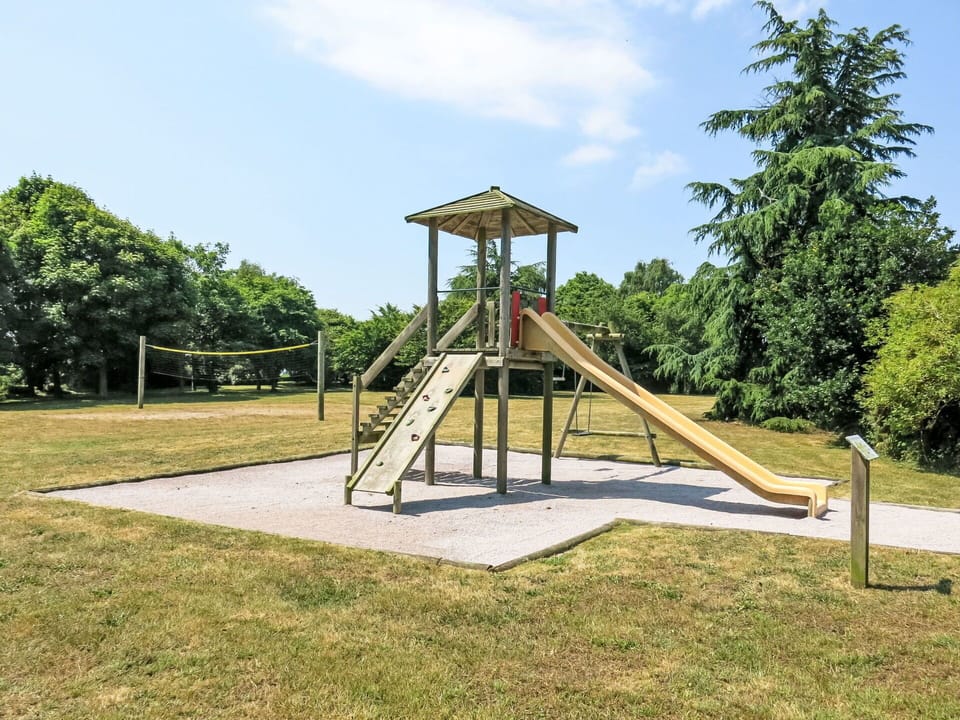 Sky, Cloud, Plant, Tree, Shade, Grass, Landscape, Leisure, Recreation, Outdoor Play Equipment