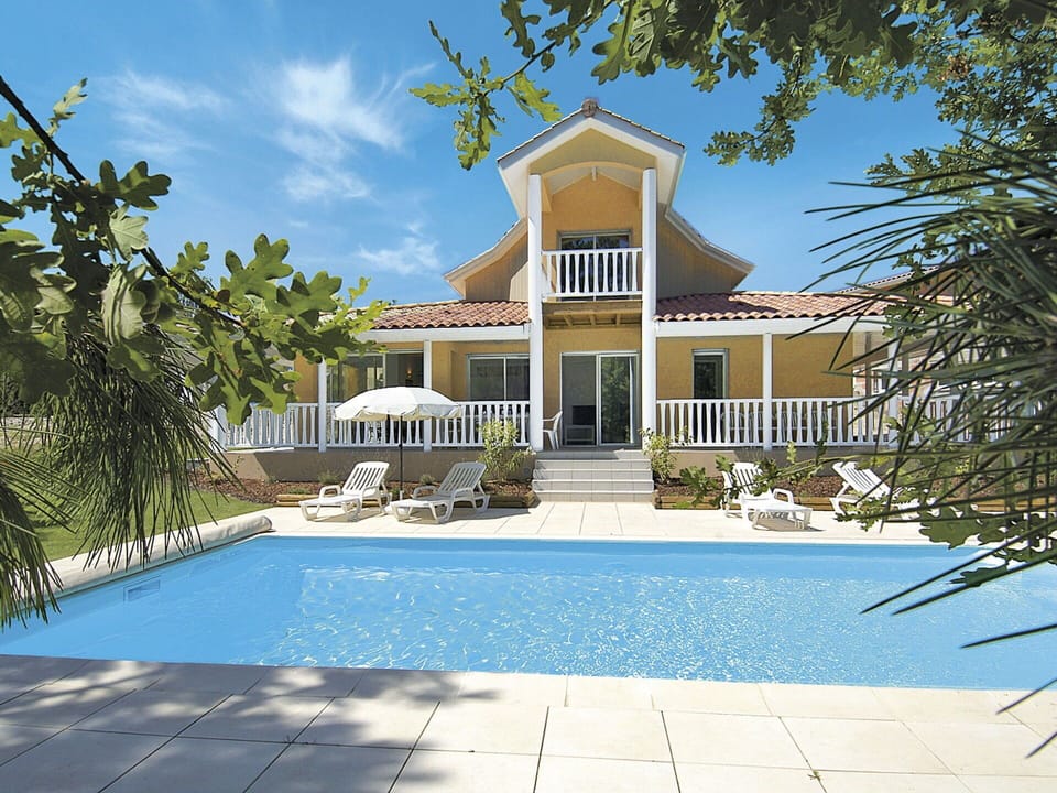 Property, House, Home, Building, Real Estate, Architecture, Swimming Pool, Estate, Residential Area, Villa