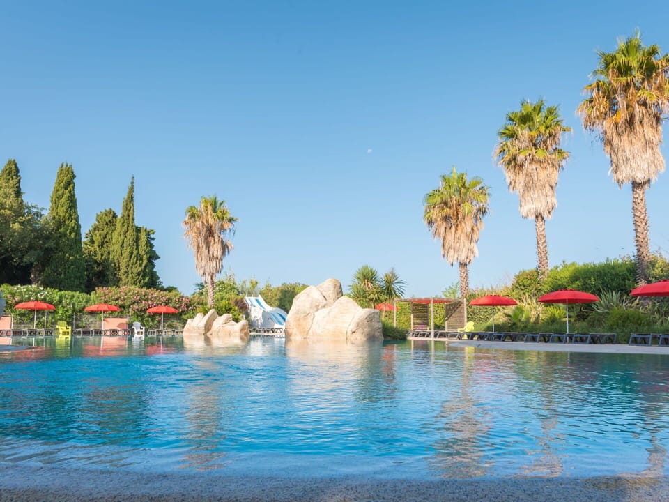 Swimming Pool, Resort, Leisure, Garden, Water Feature, Landscaping, Vacation, Resort Town, Eco Hotel