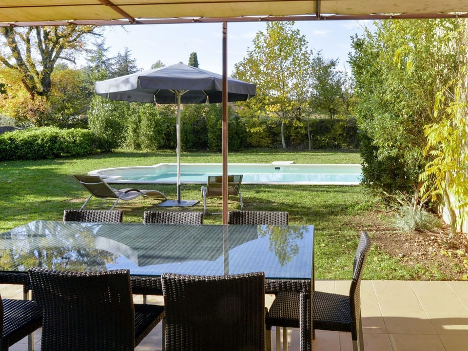 Plant, Furniture, Chair, Umbrella, Water, Shade, Building, Outdoor Furniture, Table, Interior Design
