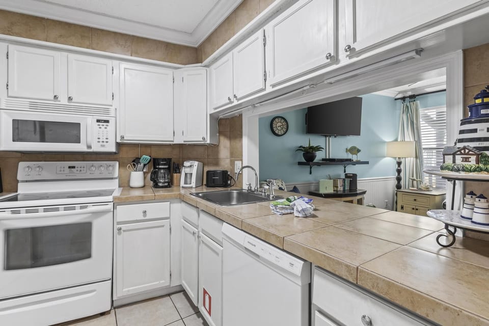 SB311 Kitchen Area
