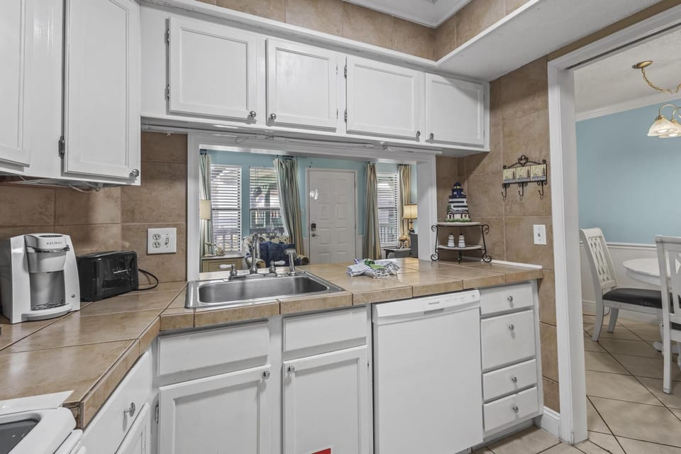 SB311 Kitchen Area