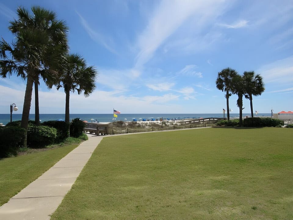 Quick stroll to the boardwalk, and then you`re on the beach!  Guests love the convenience of a first-floor room.