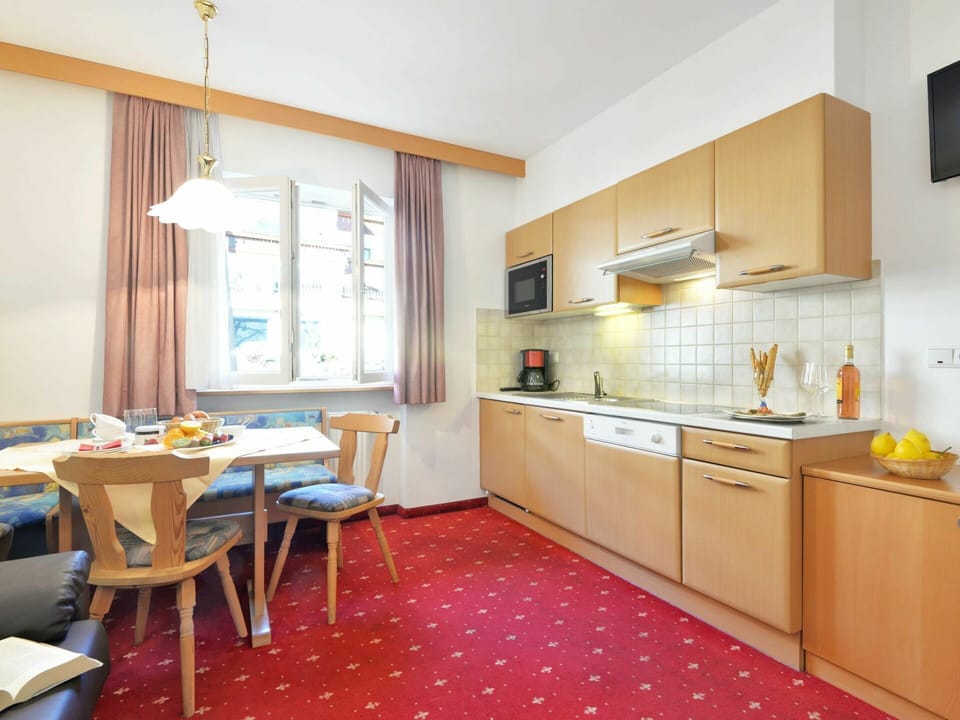 Cabinetry, Furniture, Property, Countertop, Building, Window, Wood, Kitchen, Drawer, Table