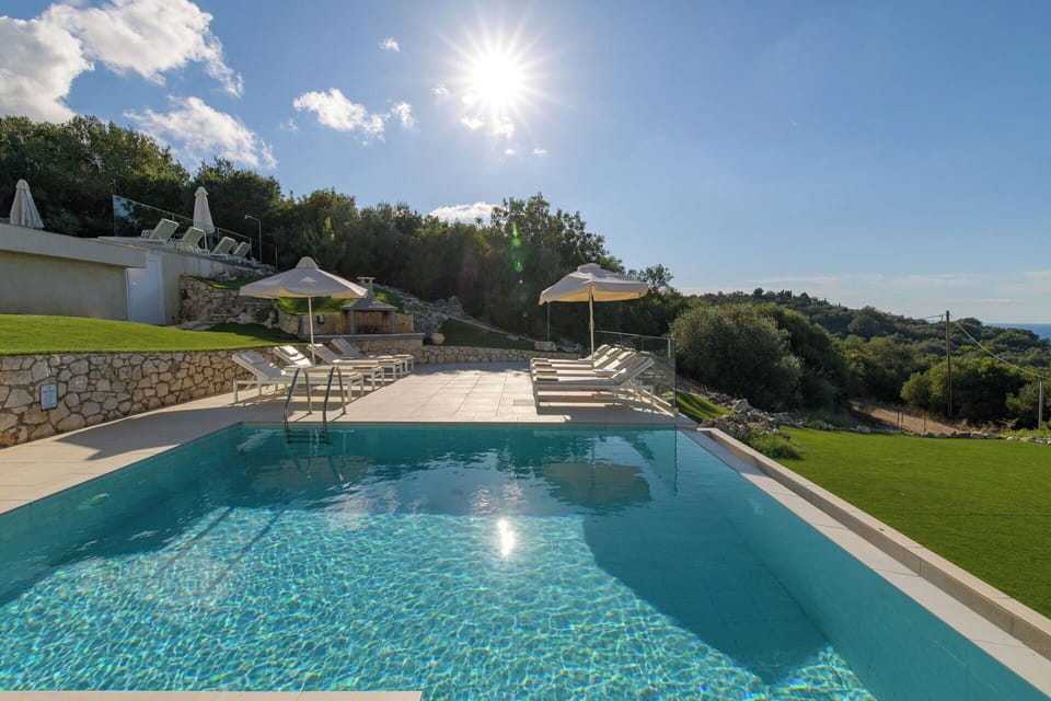 Building Exterior, Garden, Outdoor, Pool